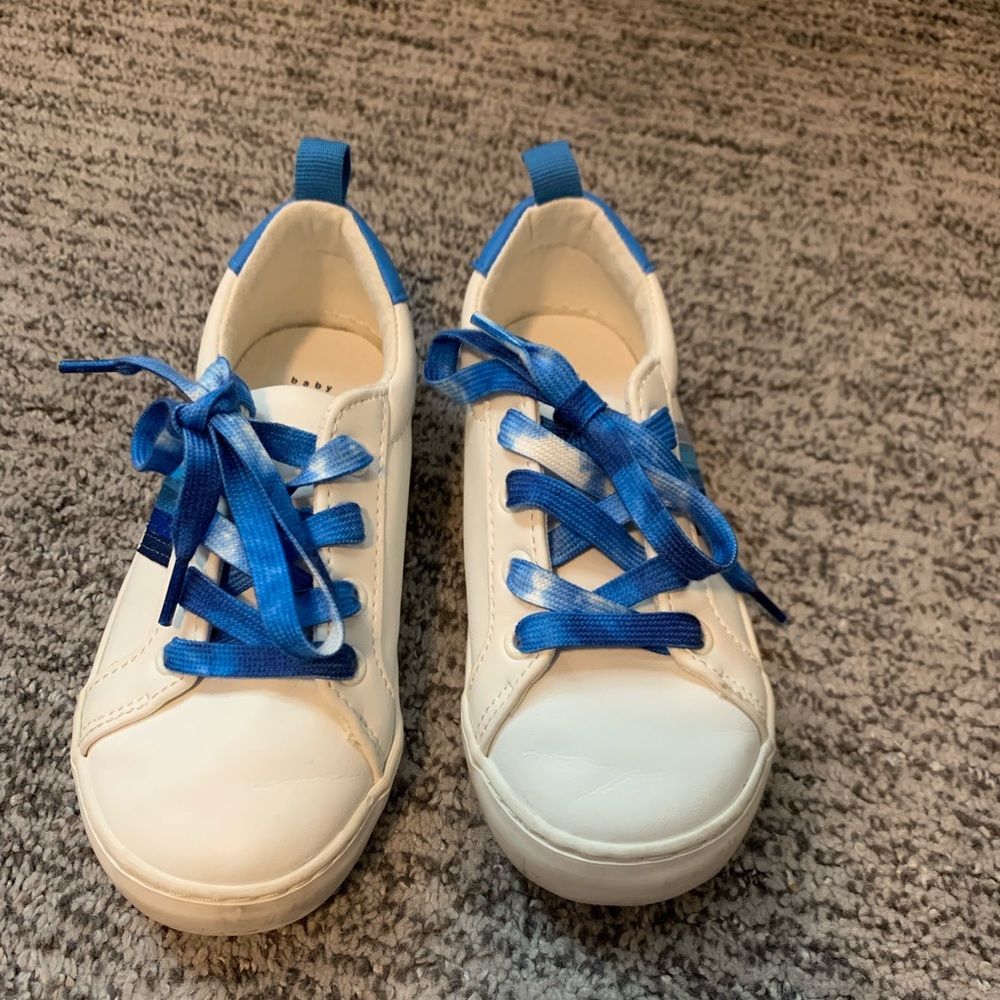 Baby Gap sneakers